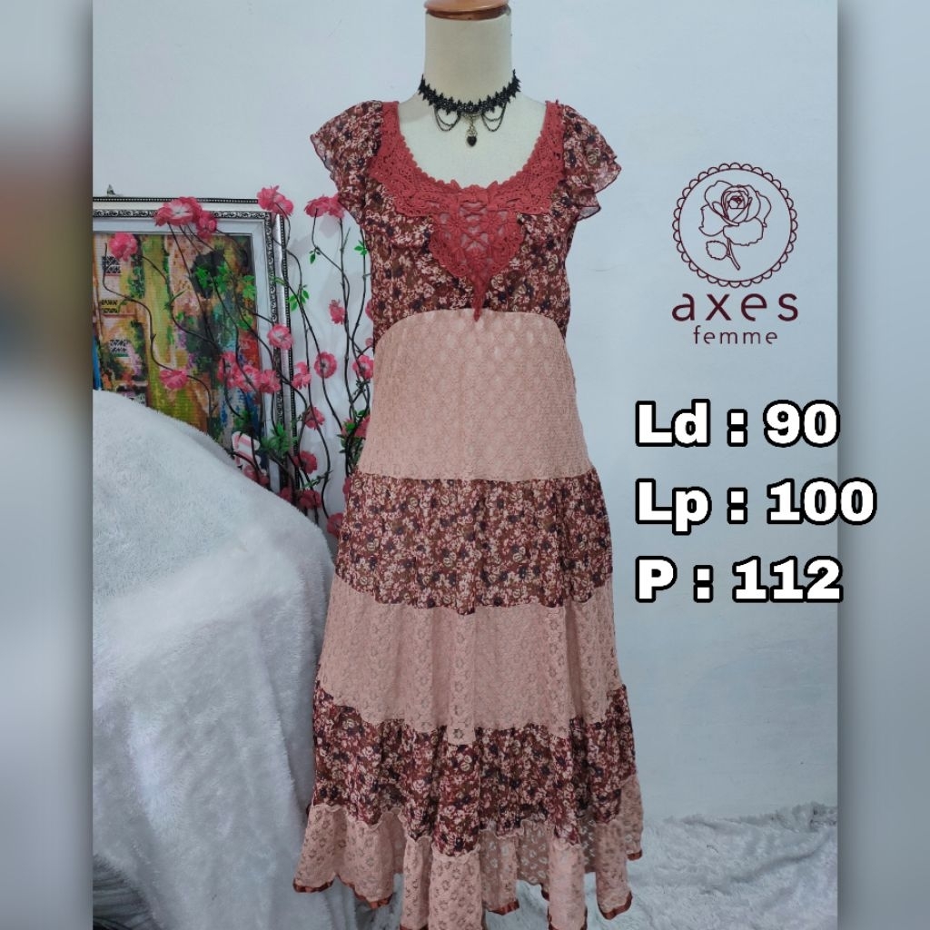 Axes Femme dress
