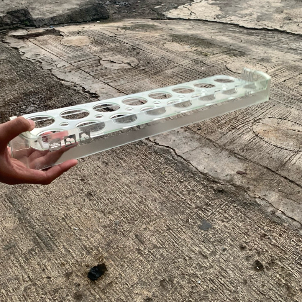 Rak pintu kulkas bekas murah / Rak buat telur kulkas second merk polytron
