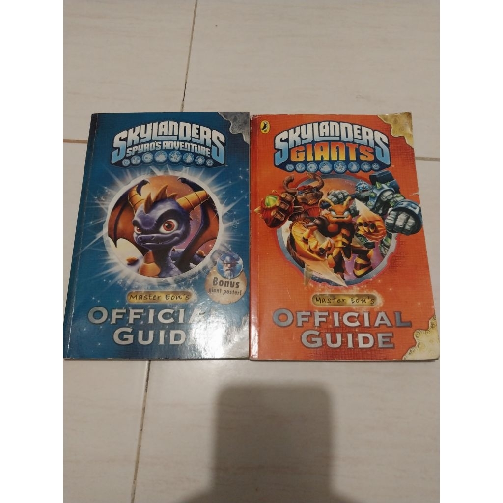 Buku Skylander Giant dan Skylander Spyros Advancure Master