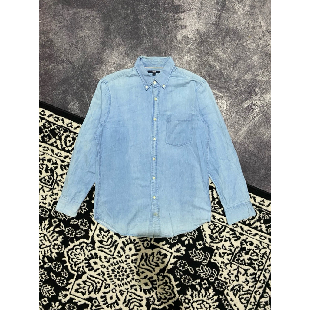 kemeja uni qlo denim second