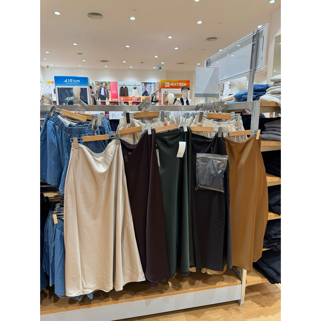 Uniqlo rok Satin Sale