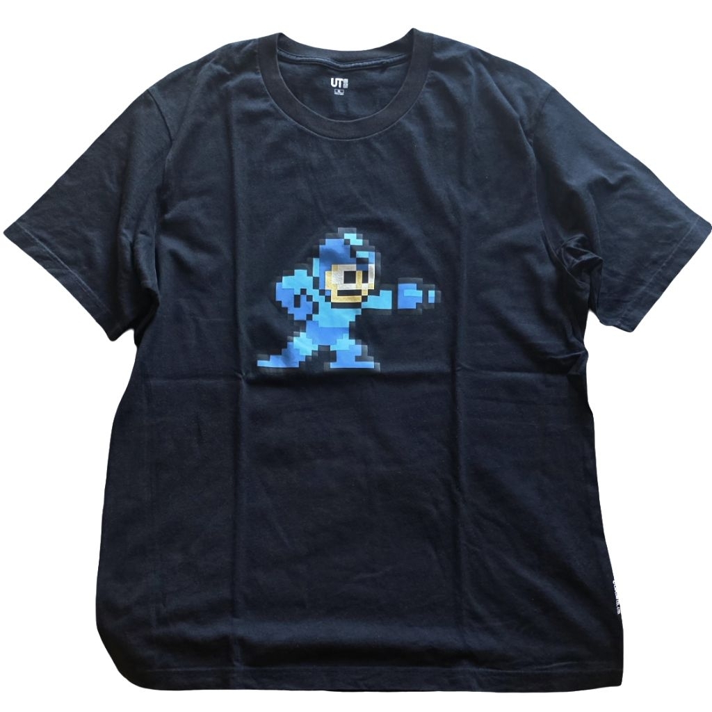 Kaos Uniqlo UT X Mega Man Capcom Size XL