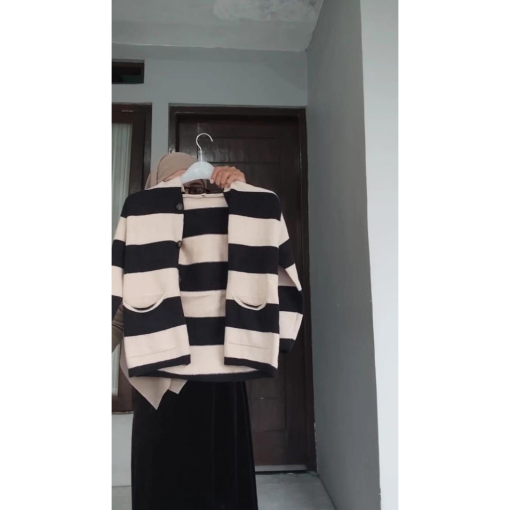 crop hoodie rajut tebal Korean style