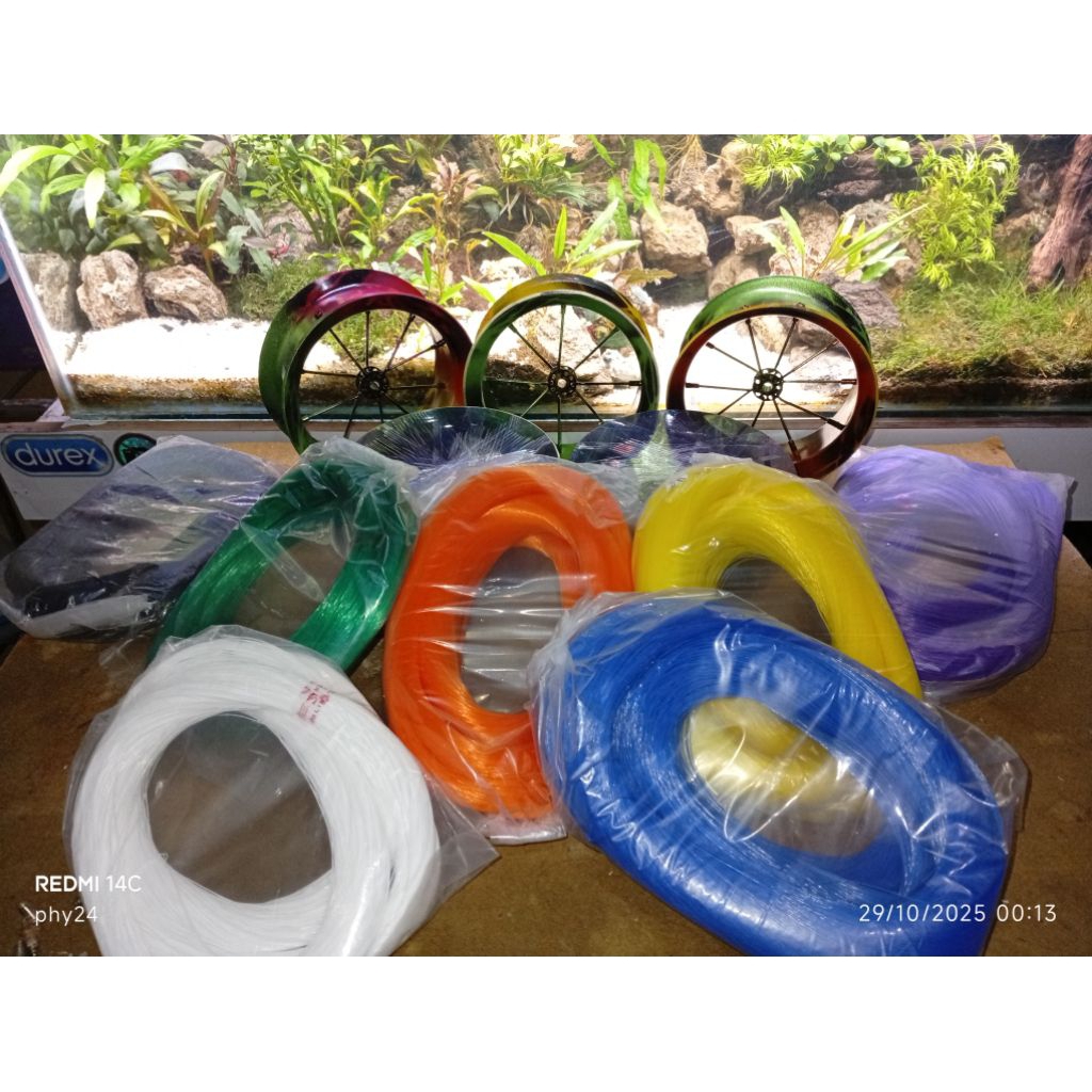 kenur marlin 0,50.panjang warna warni