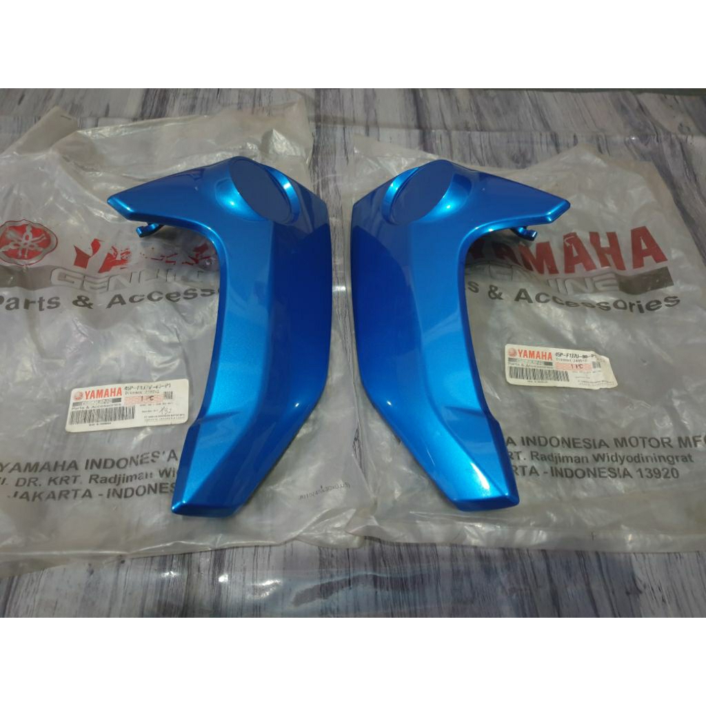 Cover Sayap Bawah Tangki Yamaha Byson Karbu Biru Kanan Kiri Original