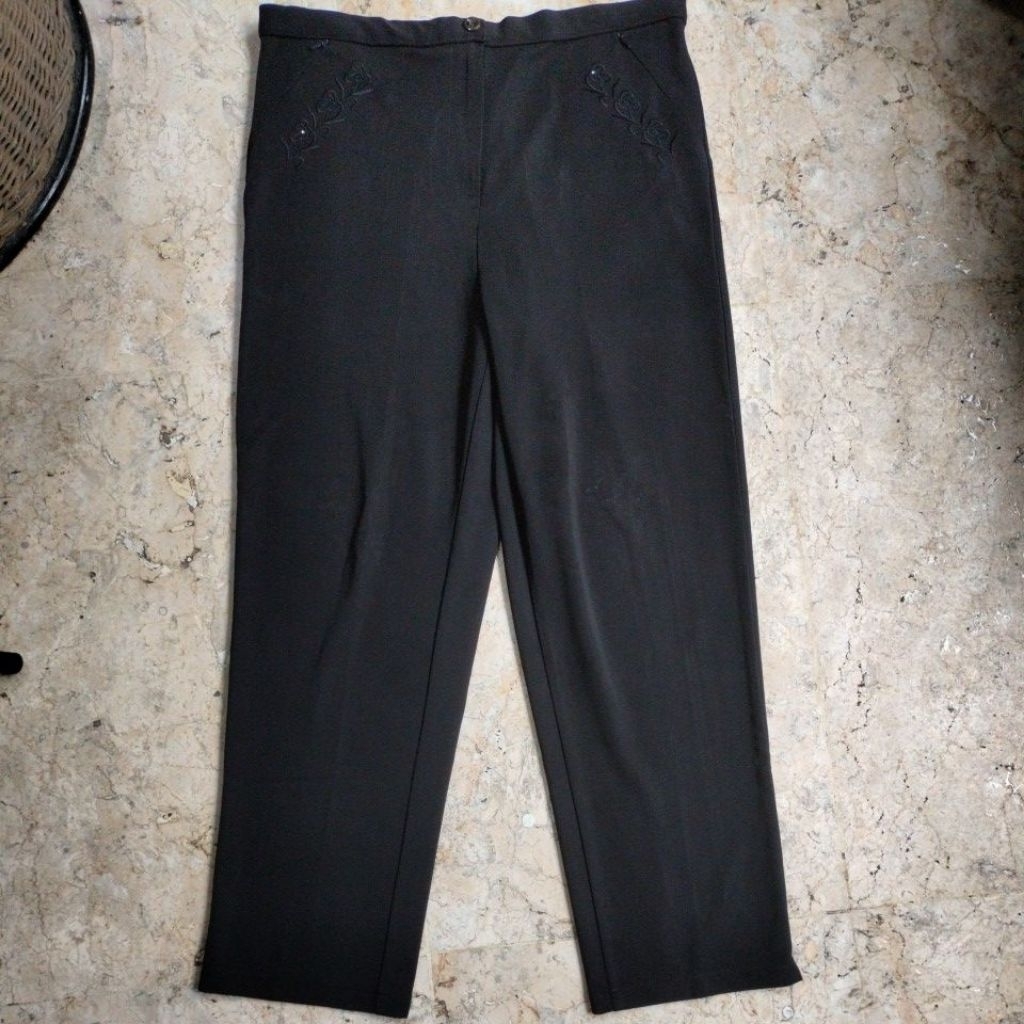 Celana Panjang Wanita Bahan Kain Tebal Hitam