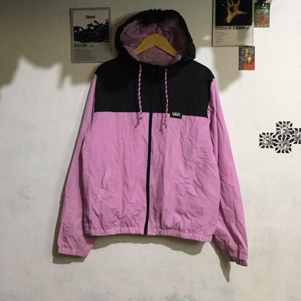 VANS JACKET.