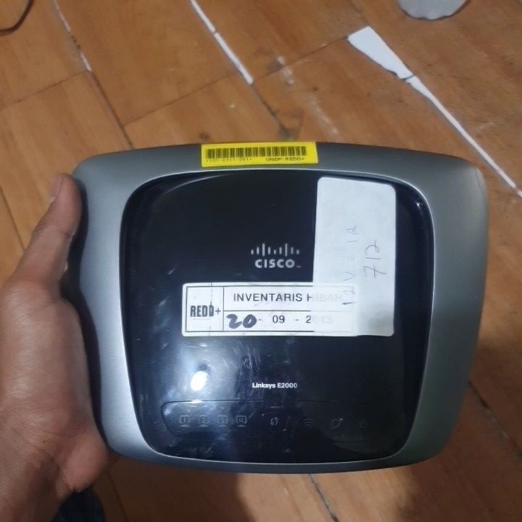 CISCO LINKSYS E2000