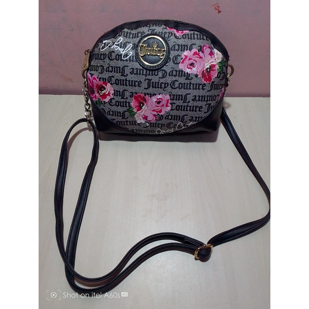 JUICY COUTURE Sling Bag Croosbody Rn108833 Tas Selempang Wanita AUTHENTIC WITH TAG
