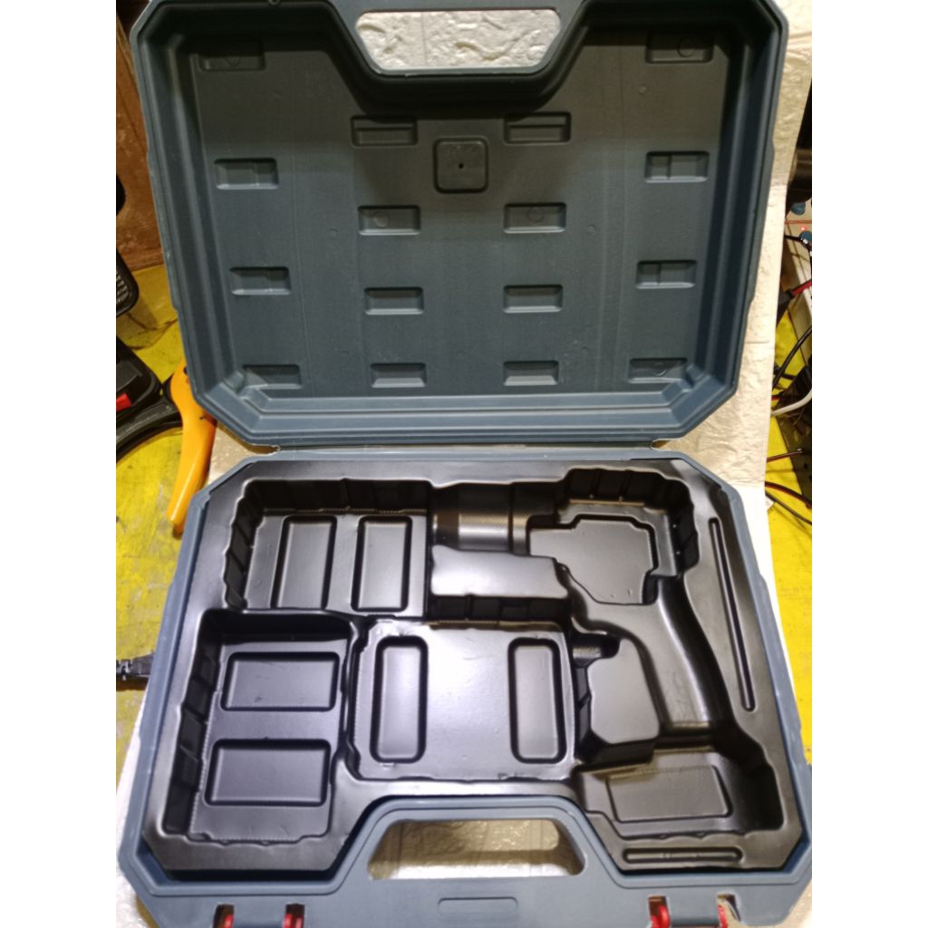 Box koper bor lucid lx60