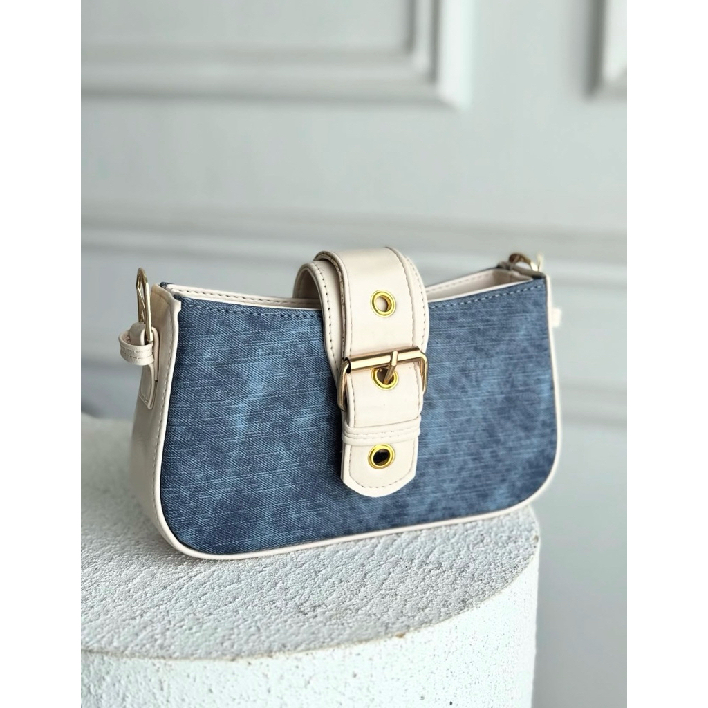 La Diané - Tas Tangan Astoria Bag dengan Desain Elegan dan Fungsi Praktis untuk Wanita Modern