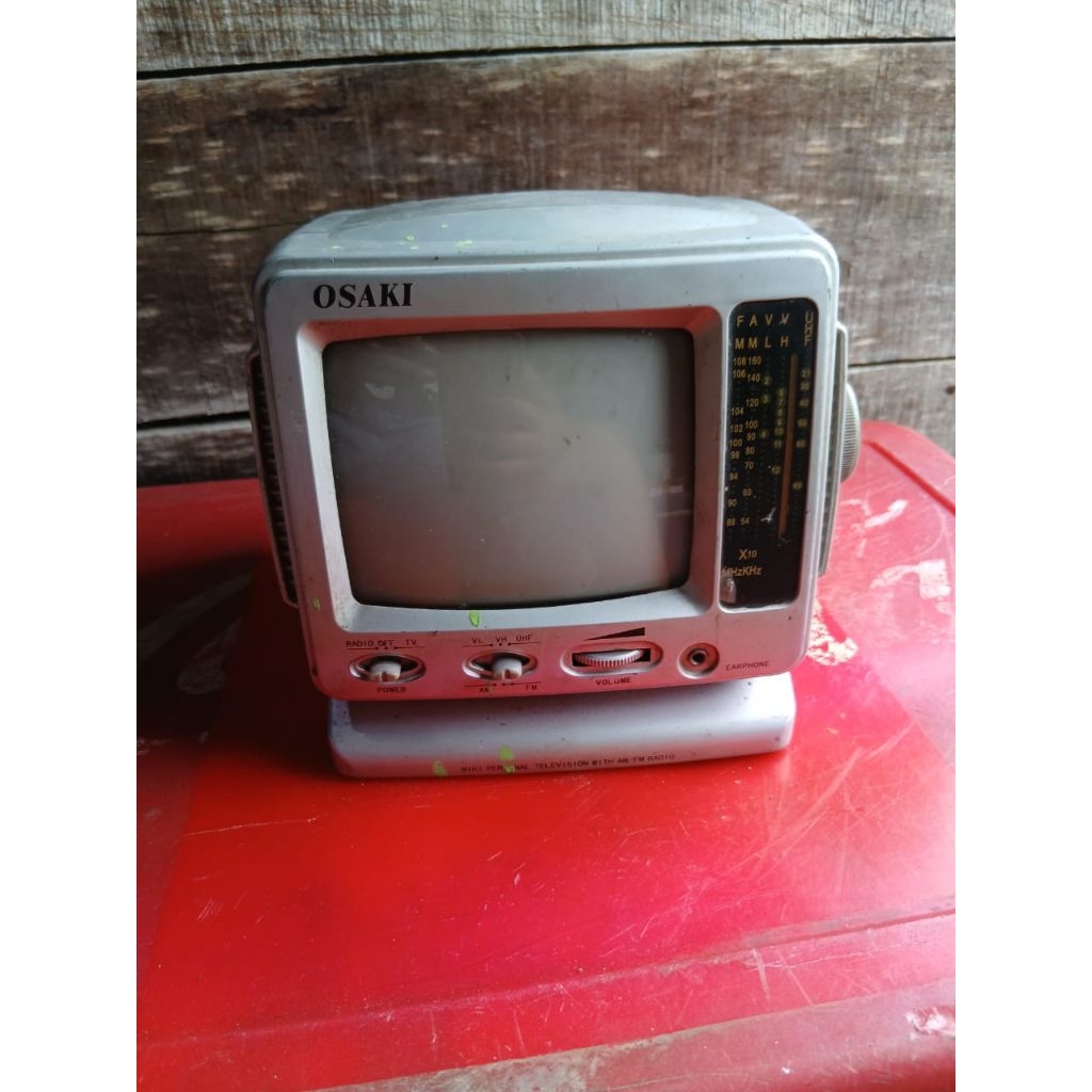 tv mini osaki 135rb jadul antik kuno lawas vintage display anggap mati