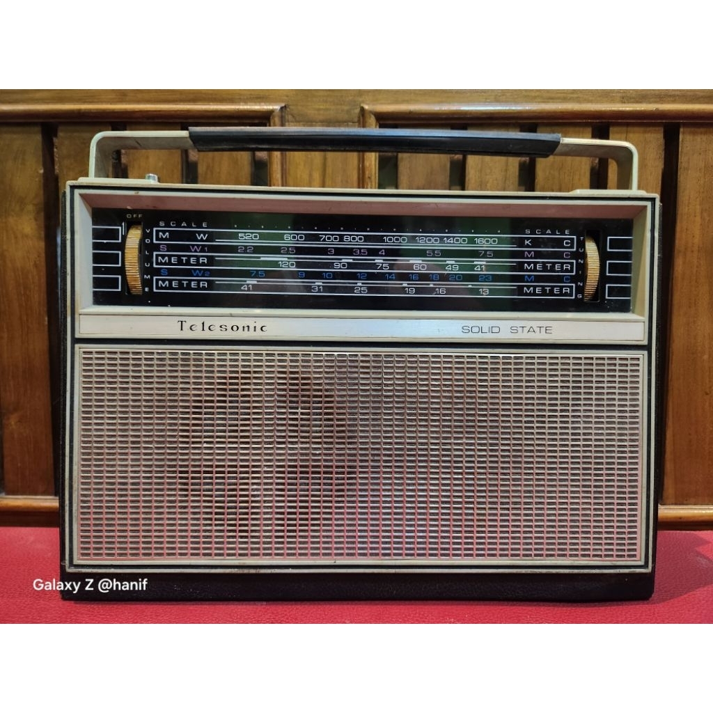 Radio Telesonic TR 330 transistor SW/MW
