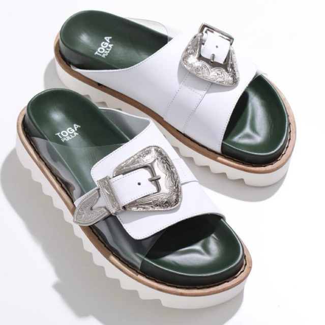 Toga pulla sandal preloved