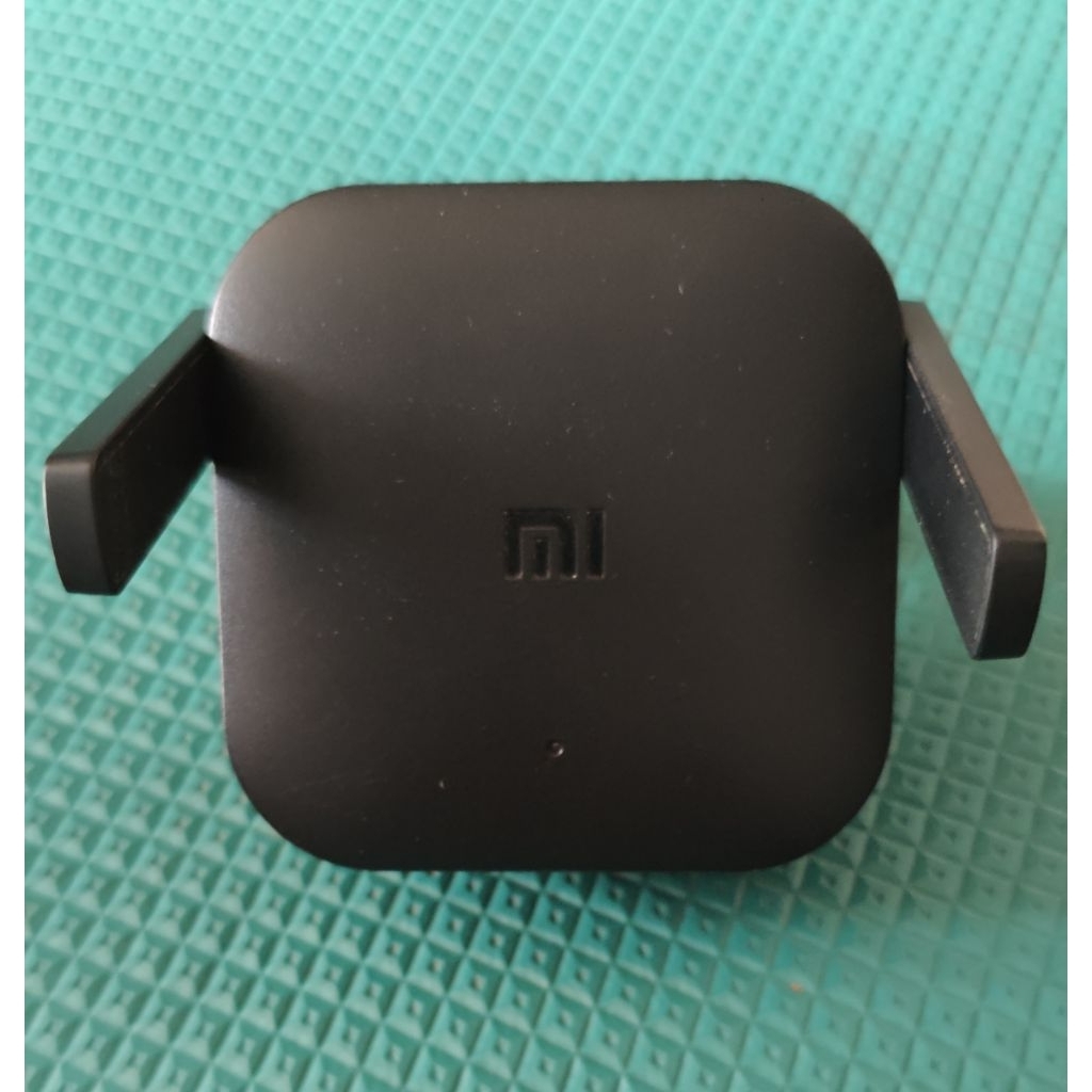 Xiaomi Mi Wifi Extender Repeater Pro 300Mbs Bekas