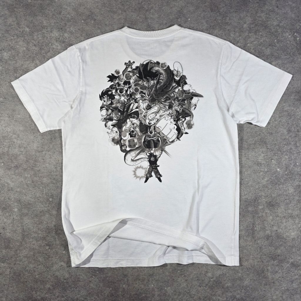 KAOS DRAGON BALL Z X UT UNIQLO