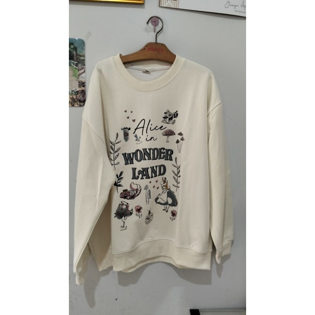 sweater alice wonderland