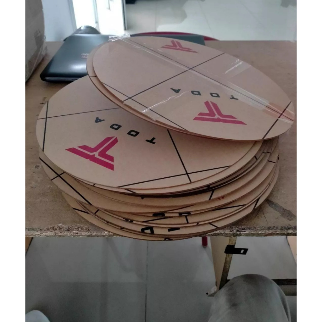 Akrilik Bulat / Lingkaran Diameter 30cm Tebal 2 Mm