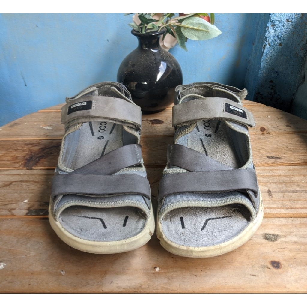Sandal Gunung Kulit Ecco Empuk