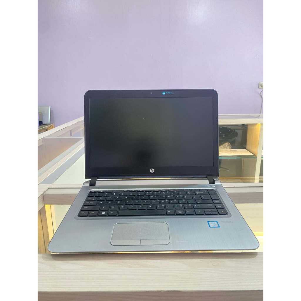 hp probook i3 gen 6 th ram 8,00 gb hdd 500 + ssd M2 128