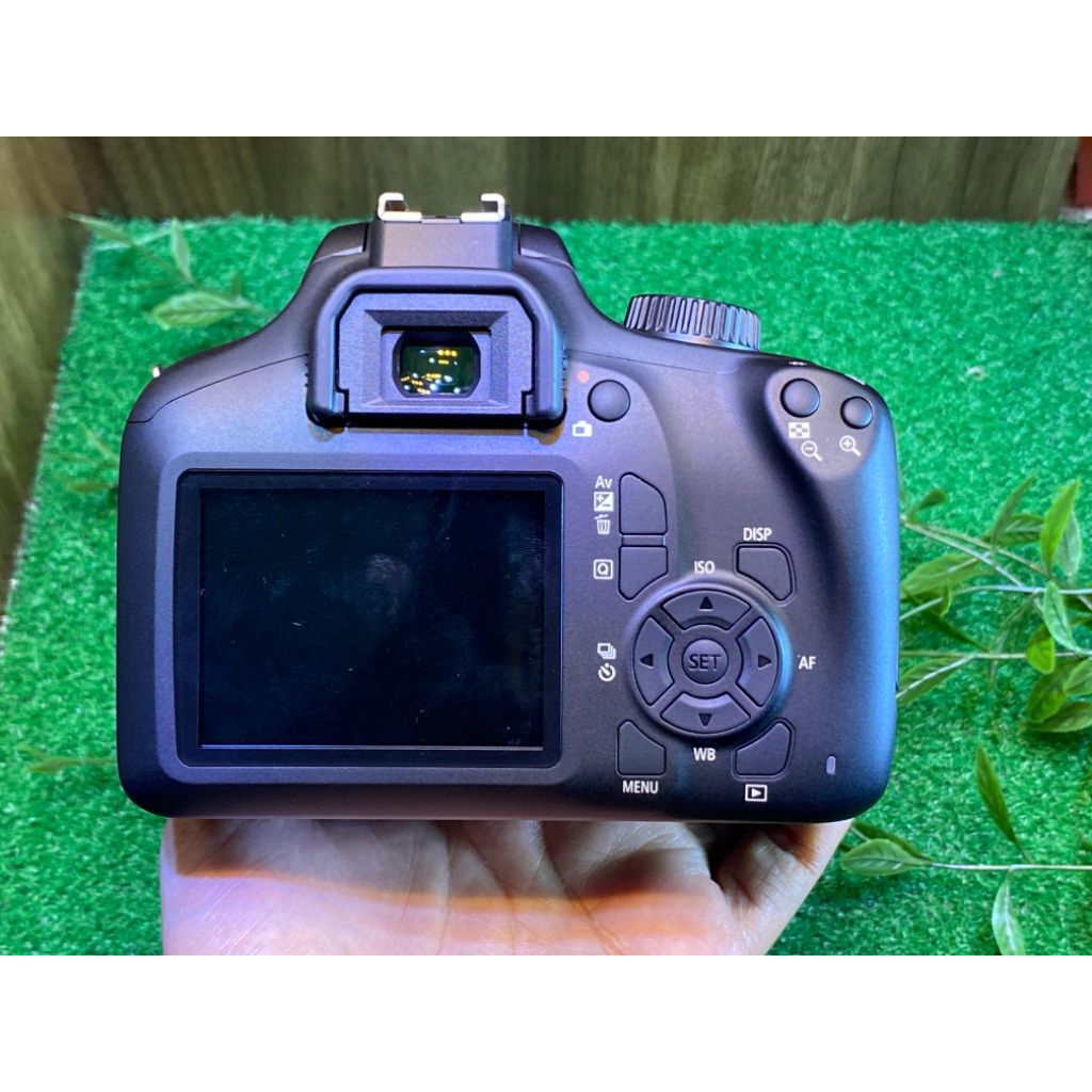 kamera Canon EOS 3000D