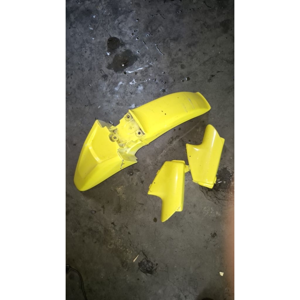 spakbor depan fizr vega lama original