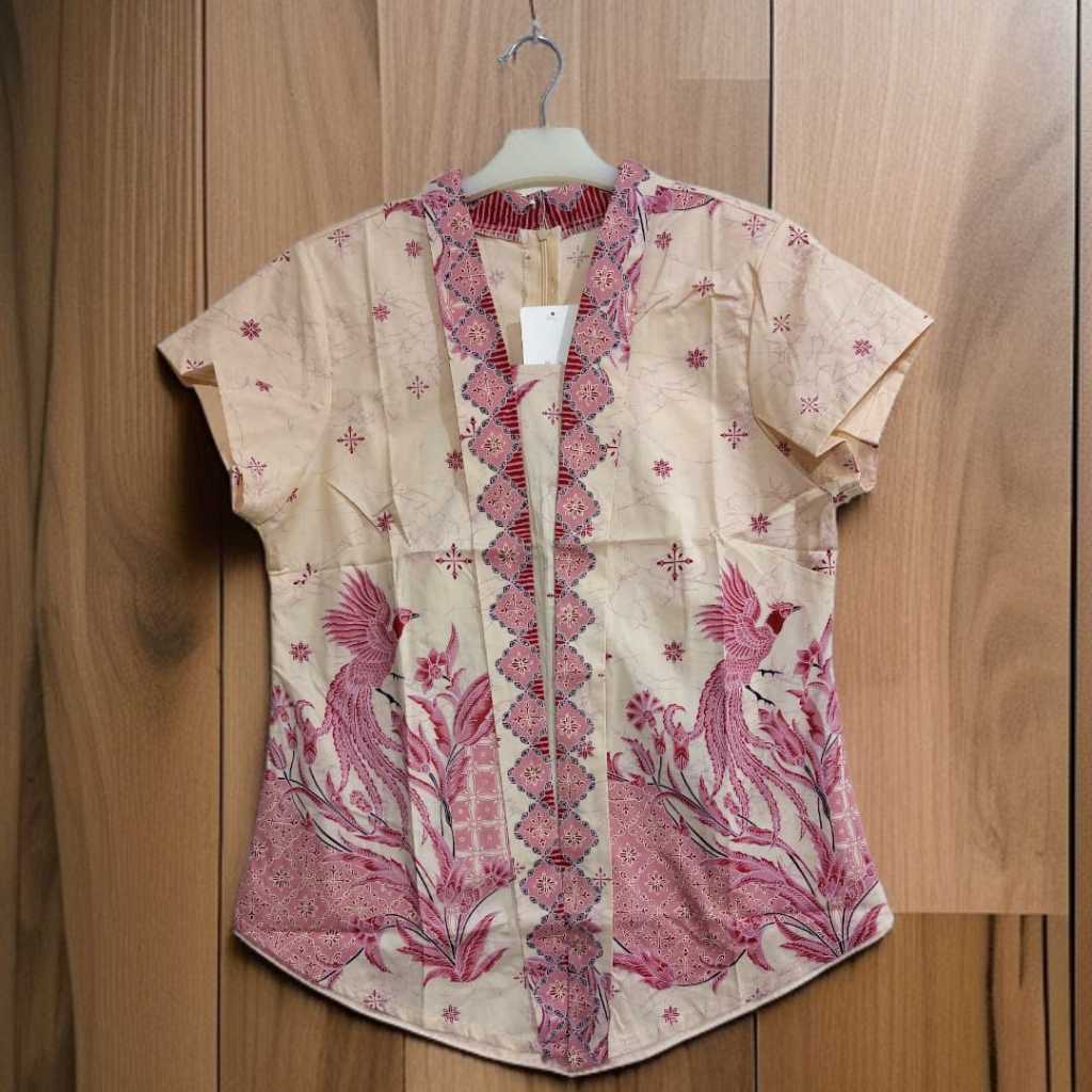 Atasan Batik Wanita / Blus Batik Leher  V MIRABEL