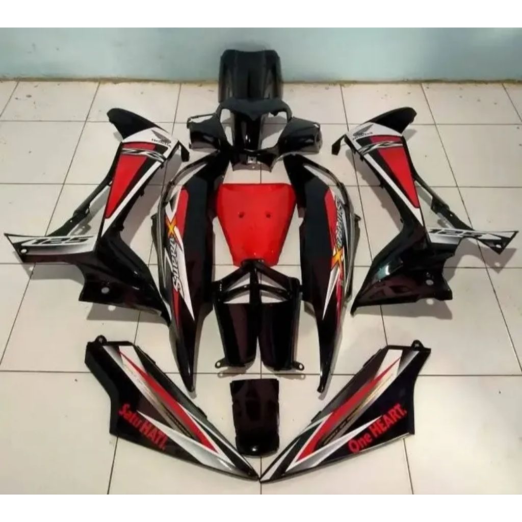 COVER BODY HALUS FULLSET HONDA SUPRA X 125 NEW BATMAN BODI SET SUPRA X125 BATMAN WARNA HITAM PUTIH