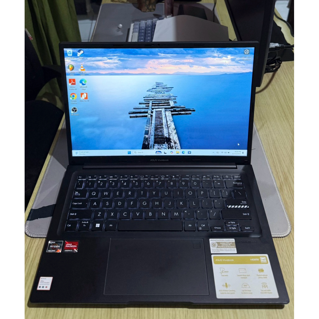 Asus Vivobook M1405YA AMD Ryzen 7 7730U 16/512