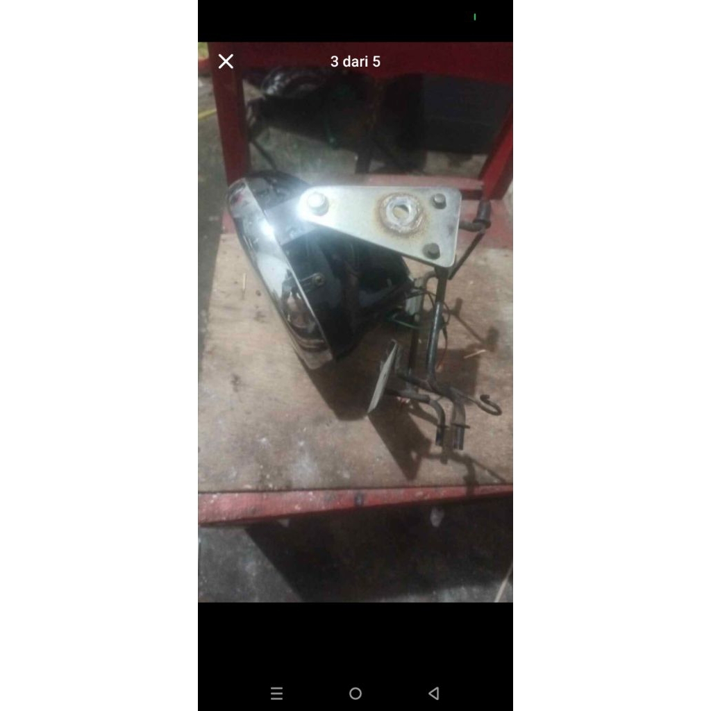 Headlamp reflektor lampu depan plus braket ori megapro hiu
