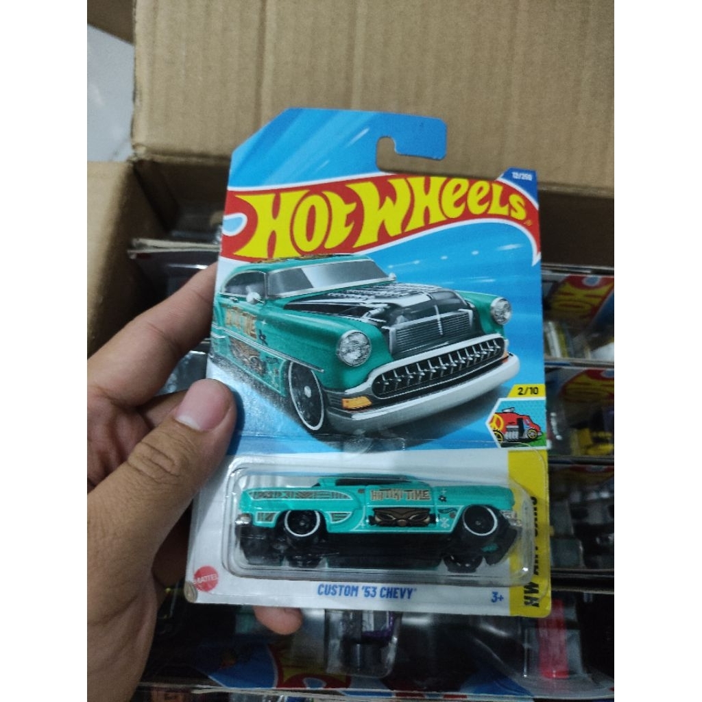 Hotwheels custom 53 chevy