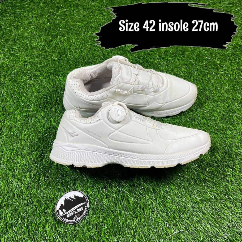 Sepatu Outdoor Gunung Hiking Prospecs Size 42