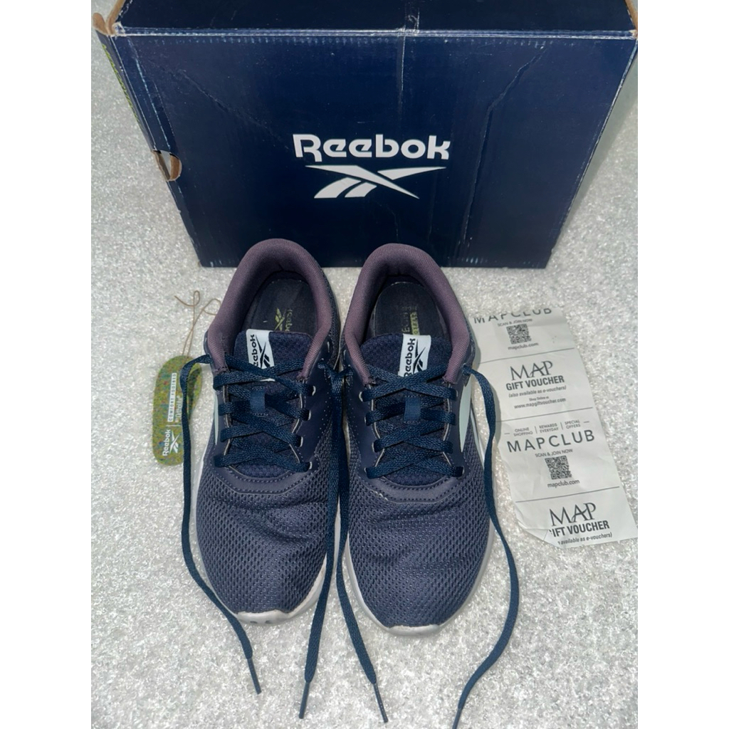 preloved sepatu running reebok original 100%