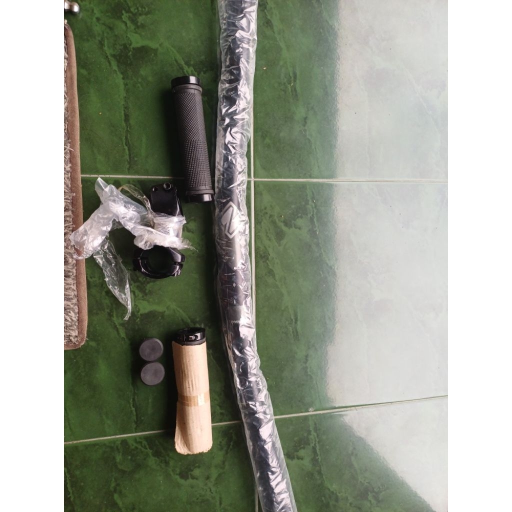 handlebar united nautilus