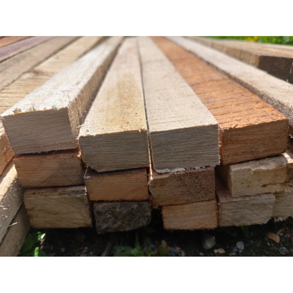 Kayu list / Reng