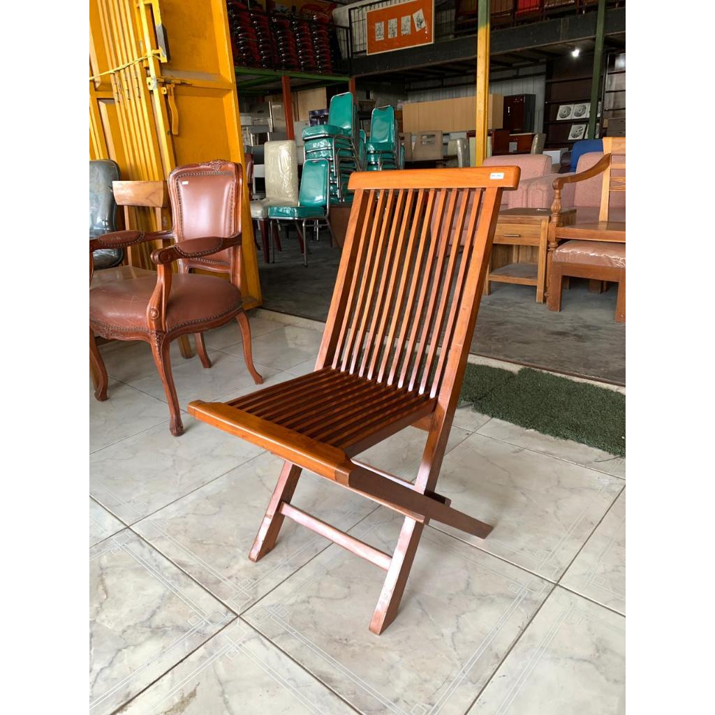 Kursi Cafe Lipat Kayu