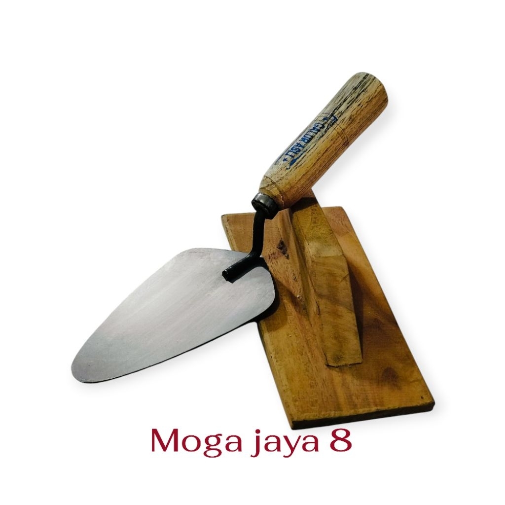 Sendok Galur + Roskam kayu model kecil 20cm.