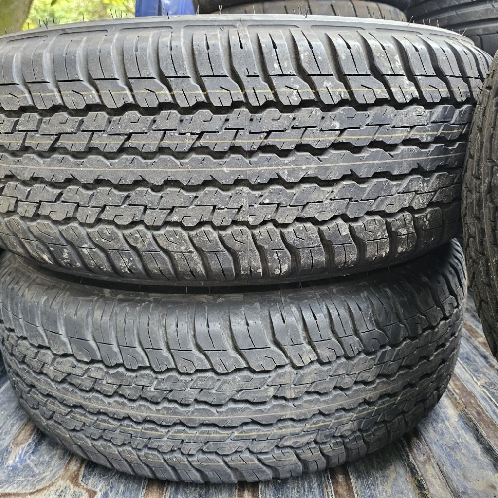 ban dunlop grandtrek 265 65 17