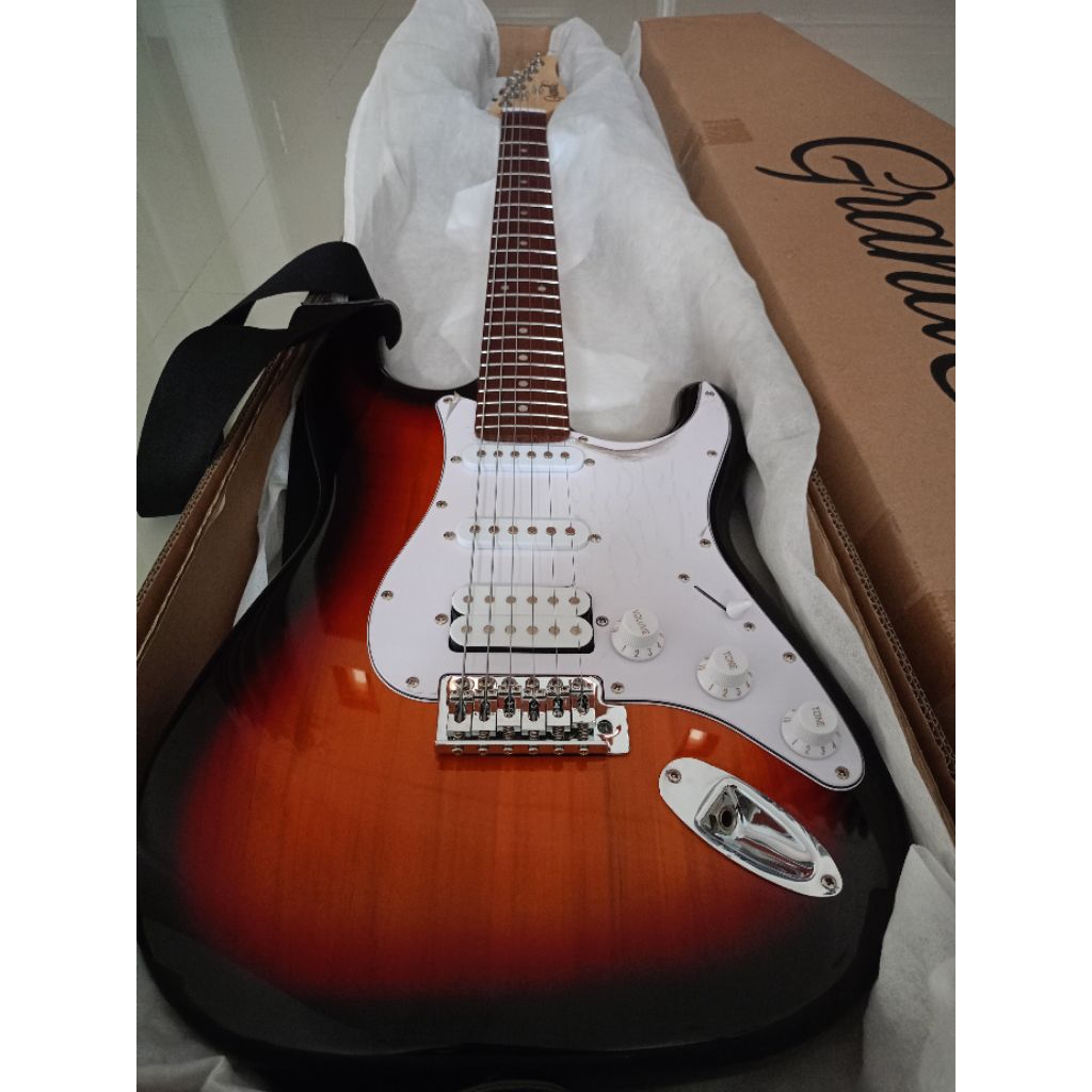 GITAR GRANDE ORIGINAL (TERJUAL)