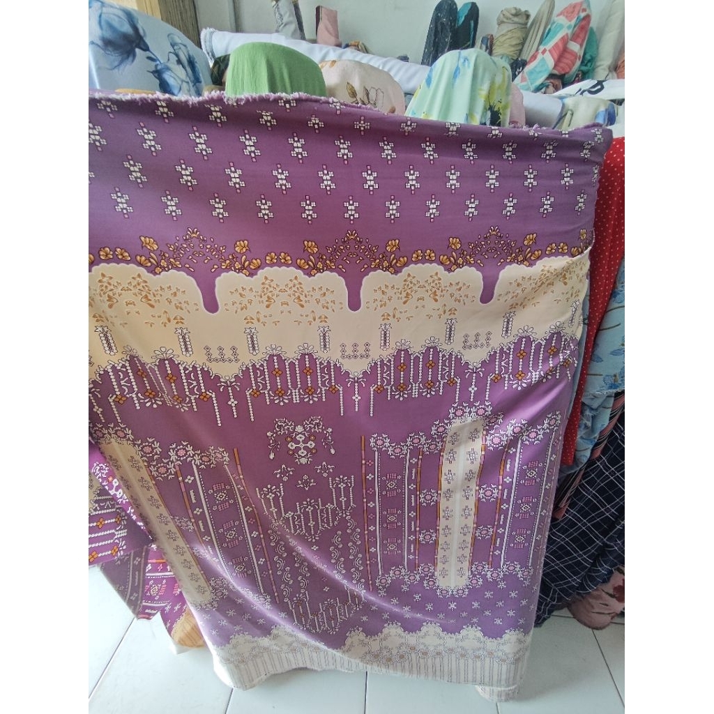 KAIN DIOR SILK PREMIUM MOTIF ORIGINAL TERBARU TERMURAH DI SHOPEE(LEBAR KAIN 150cm)