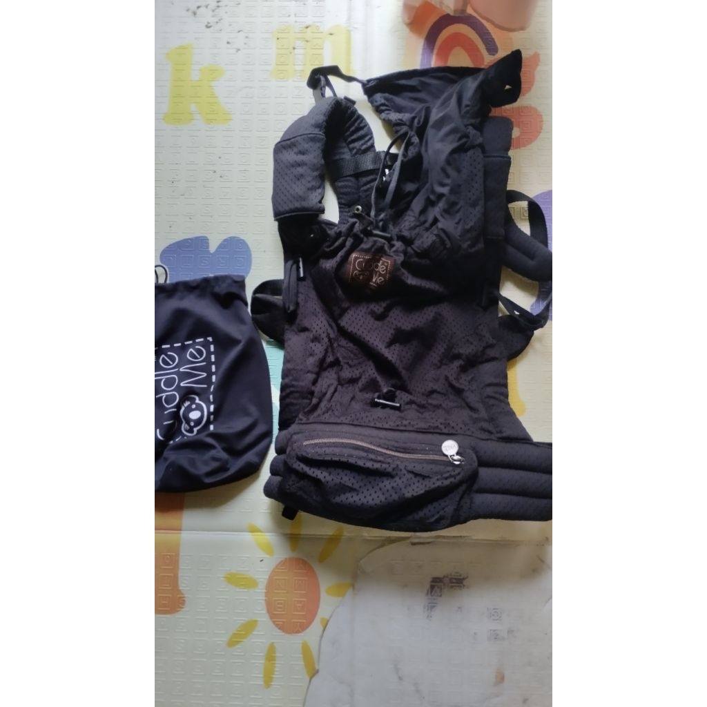 PL Preloved Gendongan Mshape Cuddle Me Levana Air