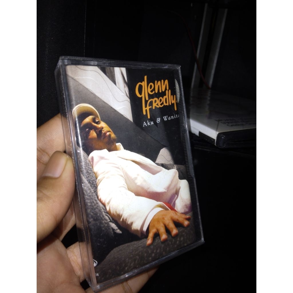 Kaset Glenn Fredly Aku & Wanita