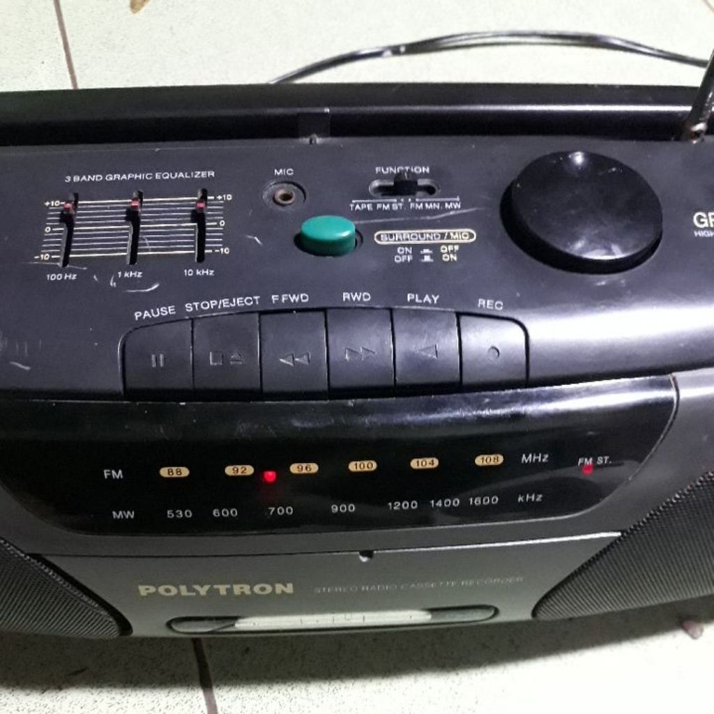 RADIO POLYTRON GRAND COMPO SORROUND SOUND