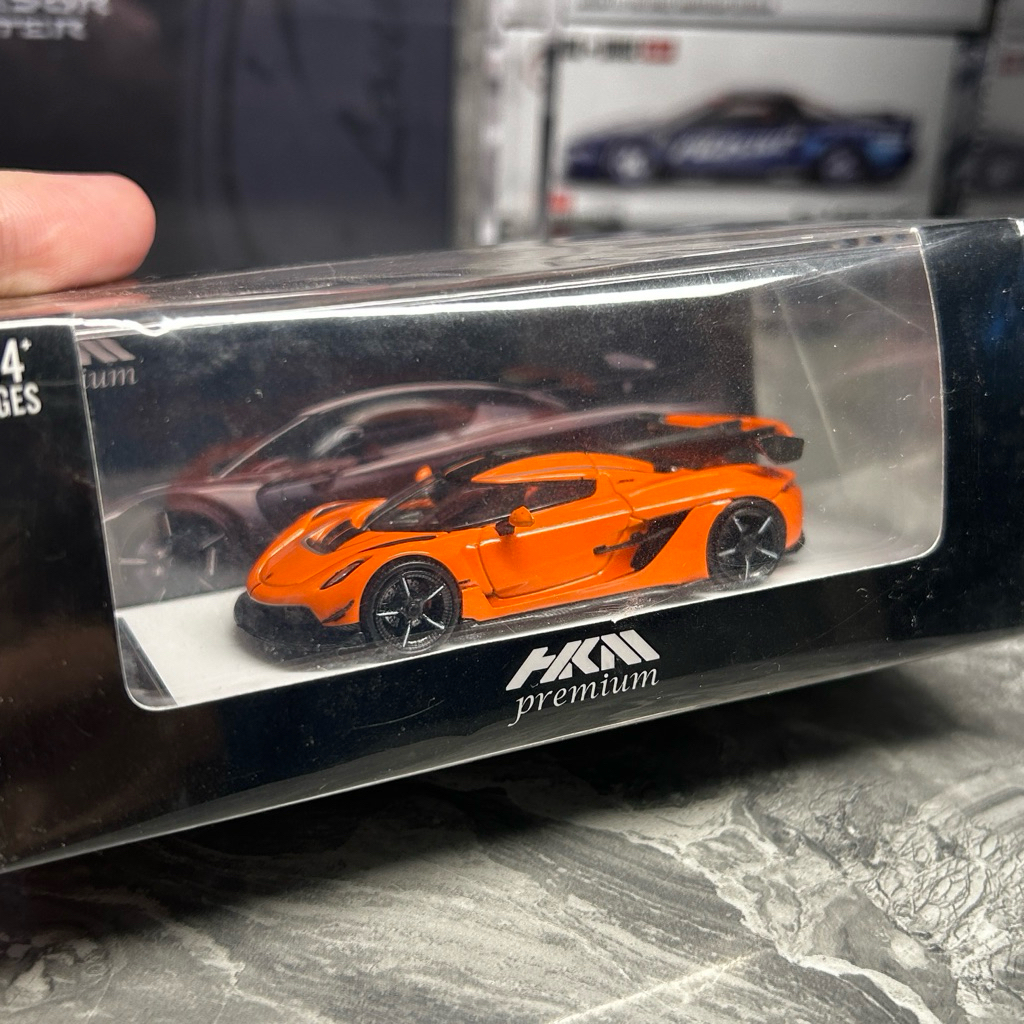 HKM Koenigsegg Jesko Attack Orange 1:64 Diecast Koenigsegg Jesko skala 1:64 orange koenigsegg 1:64
