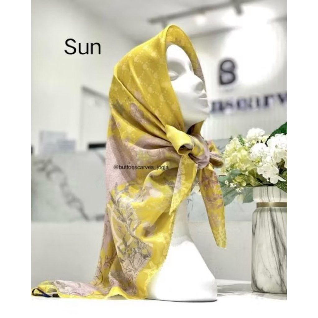 BUTTONSCARVES The Dream Park Satin Square SUN