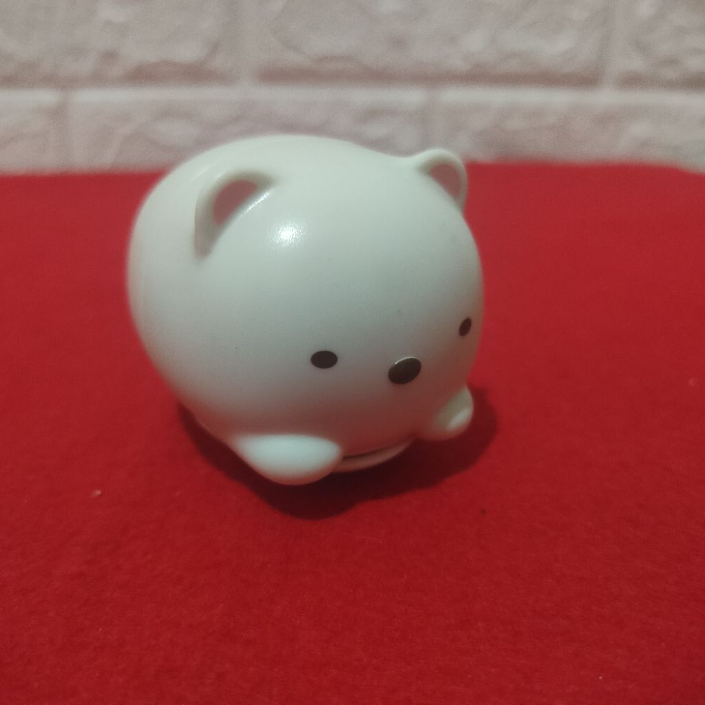 BANDAI Gashapon Sumikko Gurashi Preloved
