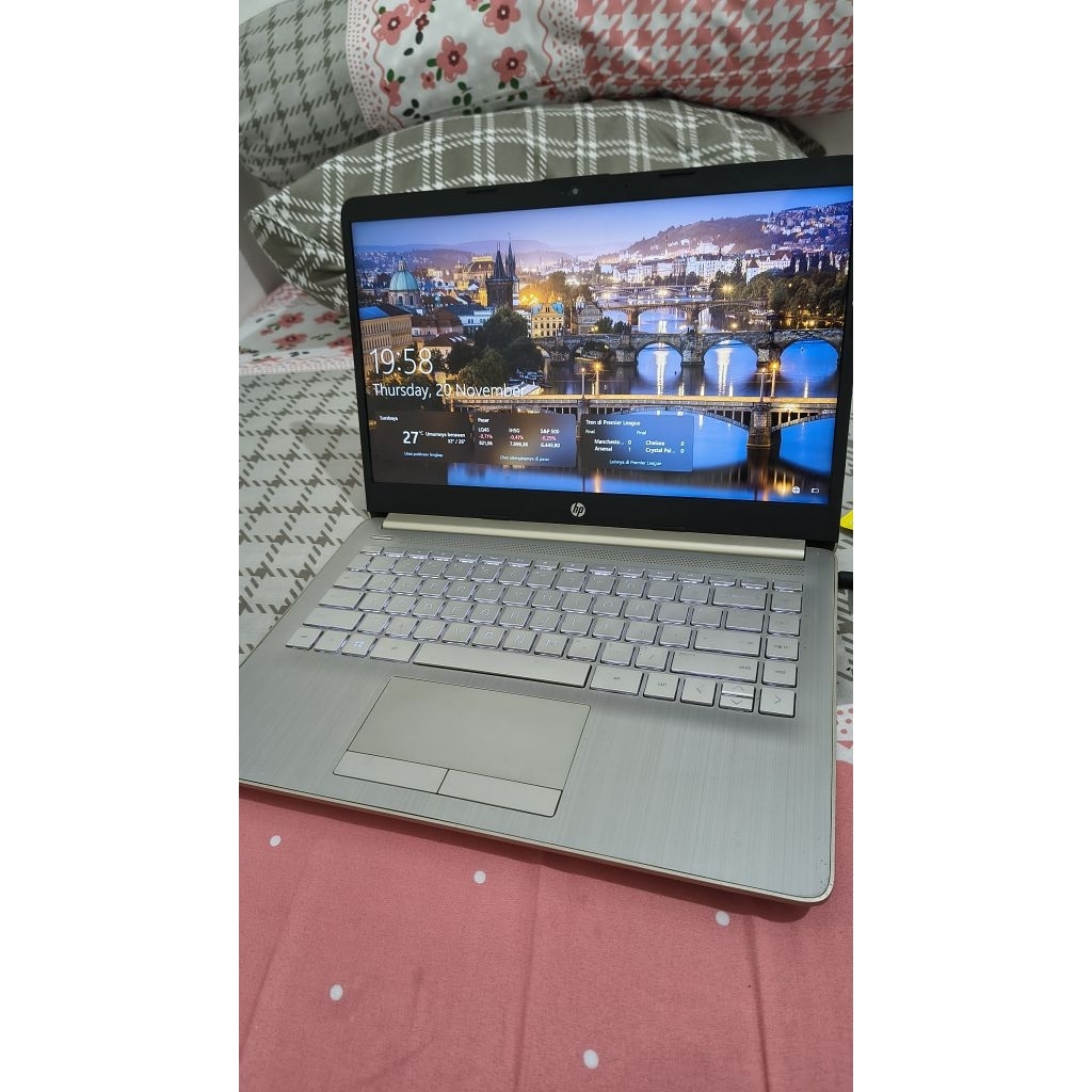 Laptop HP 8/512 Ryzen 5 Pemakaian Pribadi