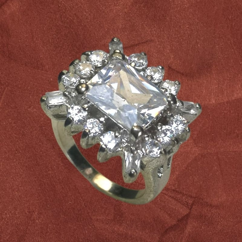 Cincin batu white diamond syntetic crystal kotak untuk wanita elegan | BAD-427