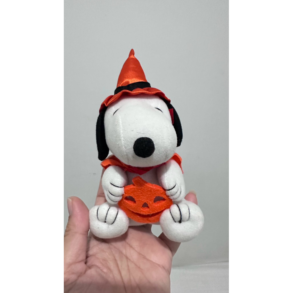 [Ready stock] Plush Keychain Snoopy Halloween Rare Original Preloved