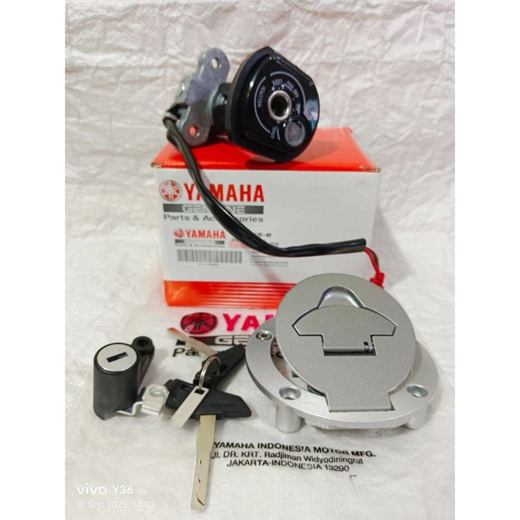 KUNCI KONTAK ASSY R15 V2 KUNCI KONTAK SET TUTUP TANGKI R15 V2